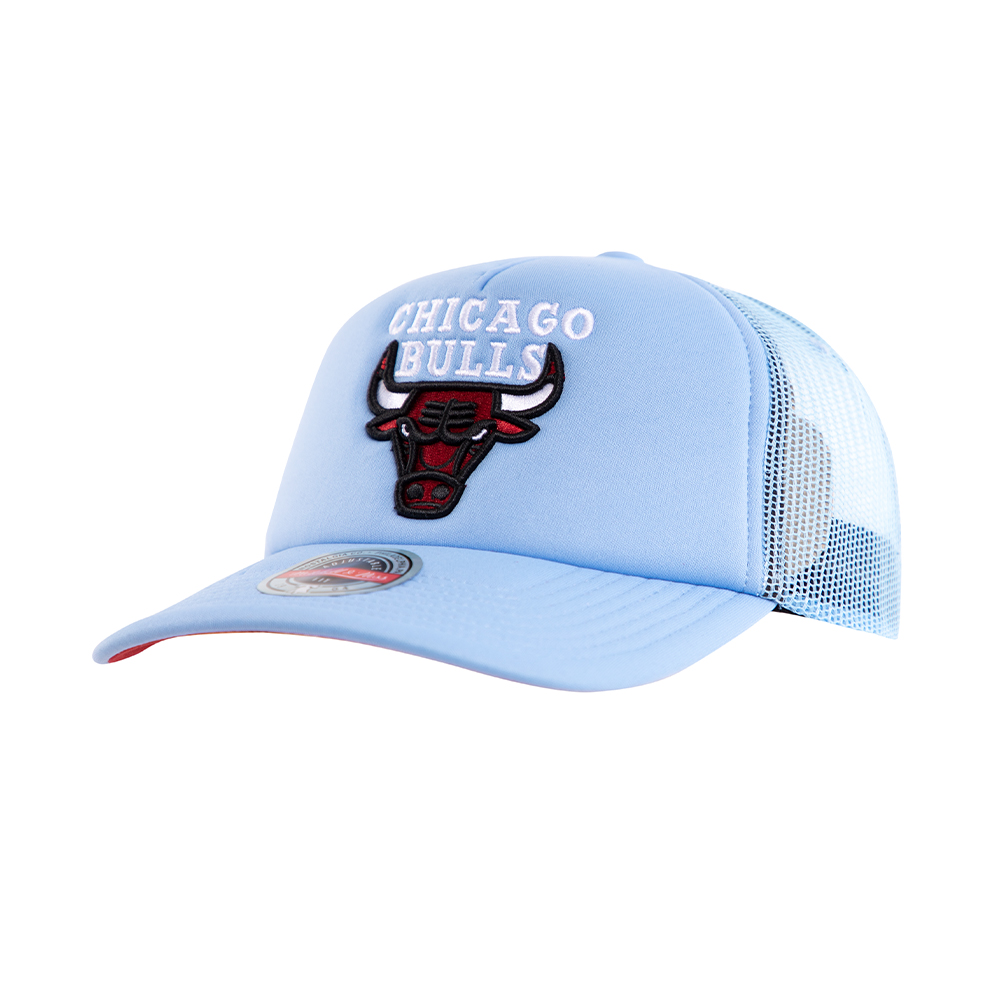 Gorro Trucker Mitchell and Ness Chicago Bulls Visera Curva Celeste